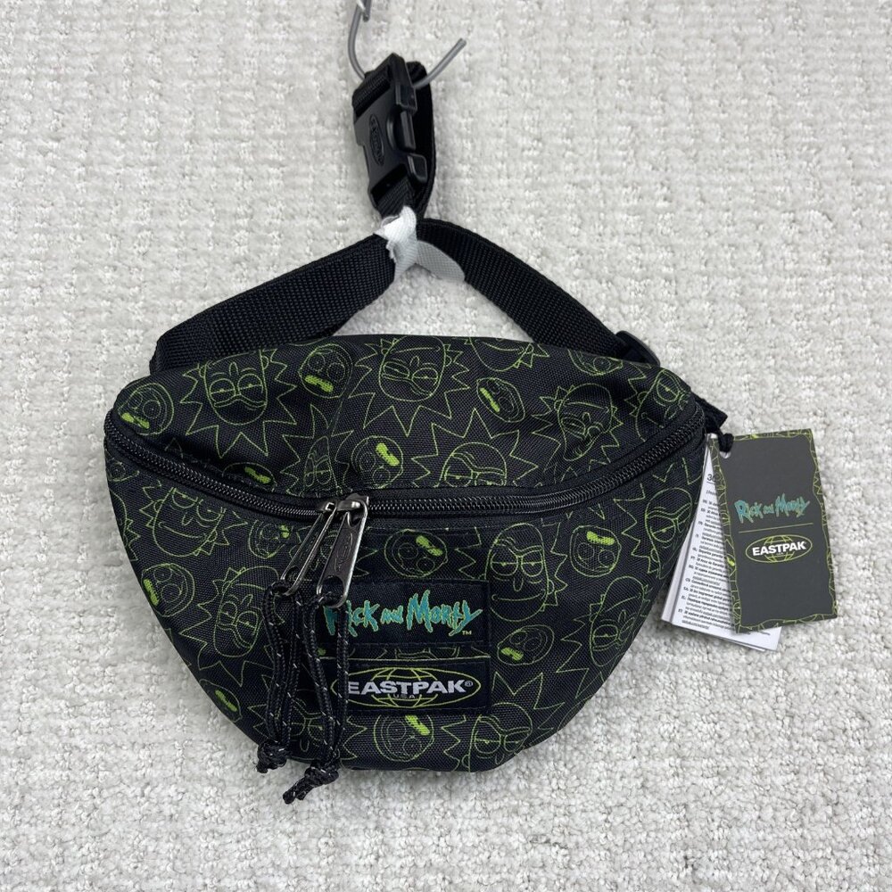 Eastpak x Rick and Morty Fanny Pack Rare Green Waist Bag NWT Cartoon Network